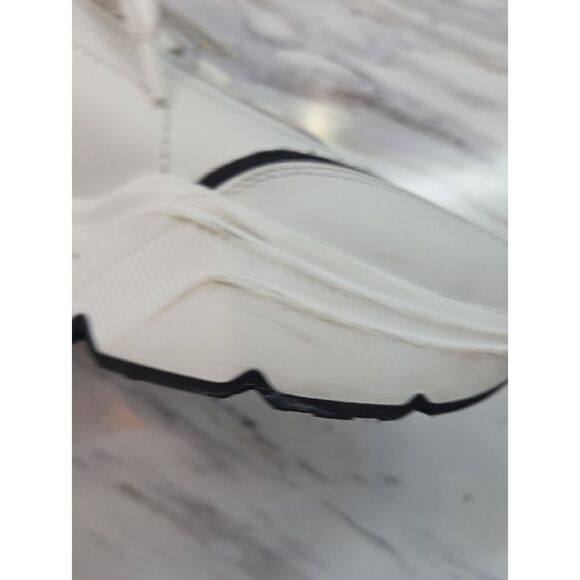 Dolce & Gabbana White and Black Platform Sneakers main image 9